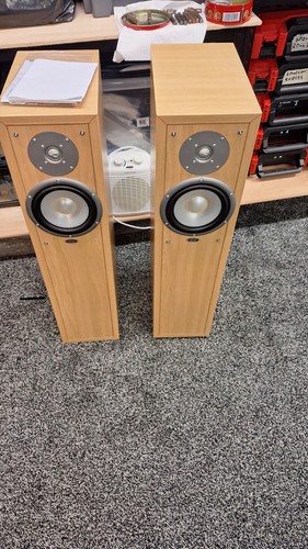 Floor standing speakers - standing,