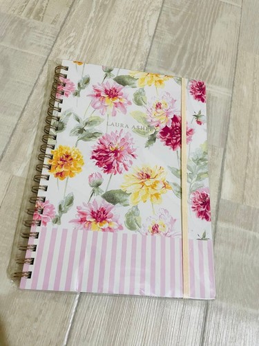 Laura ashley - ashley,