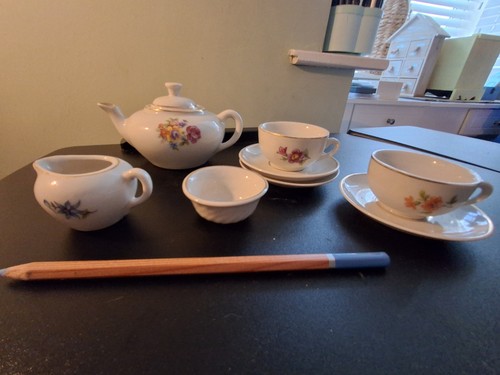 Miniature pretty dainty - pretty,, tea