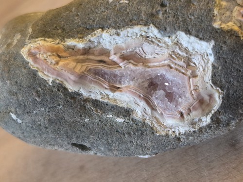 Agate with amethyst geode - with,