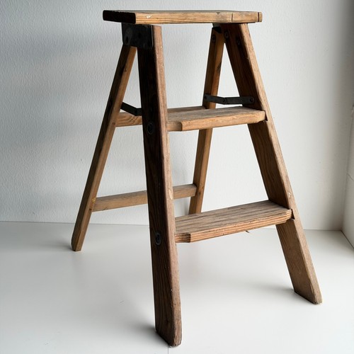 Vintage wooden step stool - wooden,