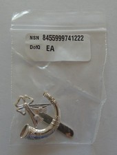 Light Infantry Cap Badge - LI
