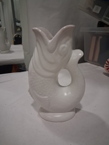 Wade pottery white gluggle - pottery,