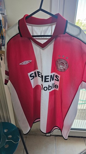 Olympiacos jersey umbro