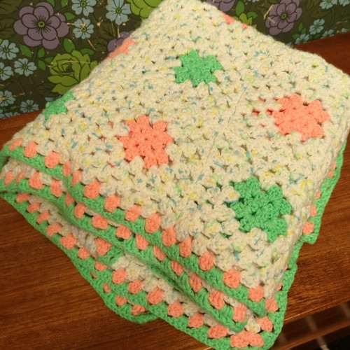 Bright green pink - green,