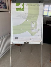 Nobo Professional Tripod Flipchart (plus A1 paper)