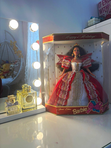 Barbie happy holidays 10th - barbie,