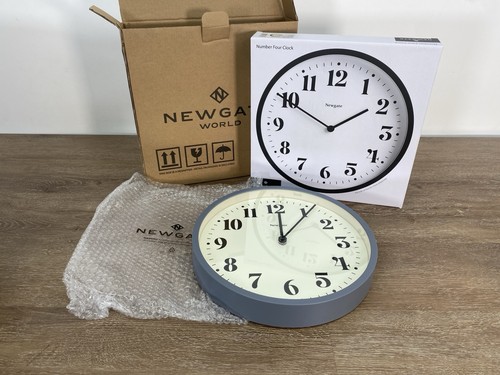 Newgate theatre wall - newgate, clock