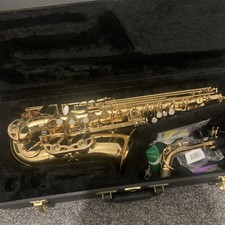 Saxaphone alto Elkhart Series II with accessories