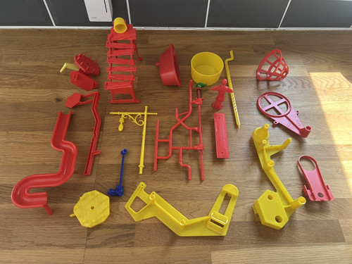 Vintage 1963 mouse trap - trap,