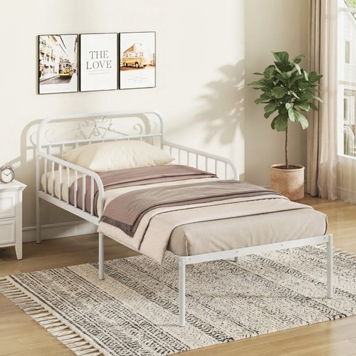 Versatile extendable daybed - versatile, to