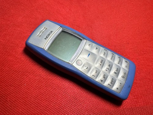 Nokia 1100 blue - nokia,