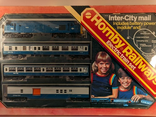 Hornby r179 inter city mail - hornby, inter-city