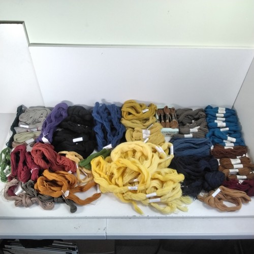 Tapestry wool skiens joblot - wool,