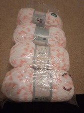 Aldi So Crafty Baby Yarn Dot