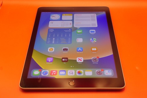 Apple ipad 5th gen - 5th,