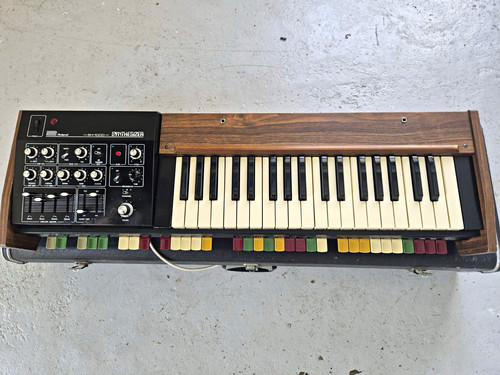Roland 1000 keyboard - sh-1000,