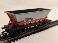 Hornby R249 OO Gauge MGR HAA
