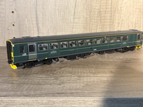 Hornby r3662 gauge class - oo,