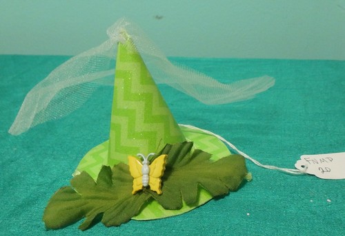 Green pointed fascinator - pointed,