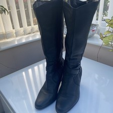 black soft  leather boots size