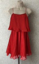 Zara size red pleated - 8, tier