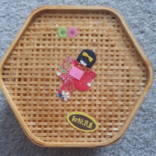 Vintage 1990 hexagonal - vintage,