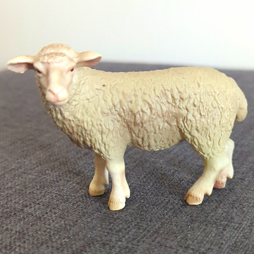 Schleich sheep plastic - sheep,