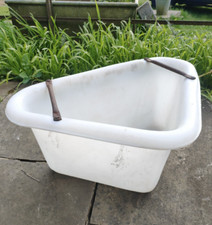 Stubbs Corner Manger with Anti-waste Bars White (my ref. B1)