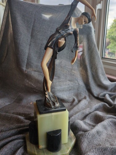 Art deco figurine damaged - art,