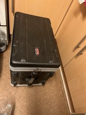 GATOR CASE DELUXE POLYCORE