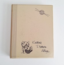72 x Knitting Patterns In Kitten Themed Folder Baby Childrens Clothes Vintage