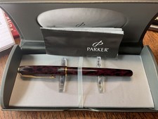 Scrumptious Parker Sonnet red marble Laque   Fountain Pen, M GP Nib boxed