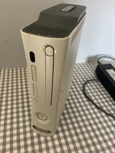 Box 360 console and - x,