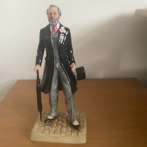 Royal doulton figure sir - doulton,
