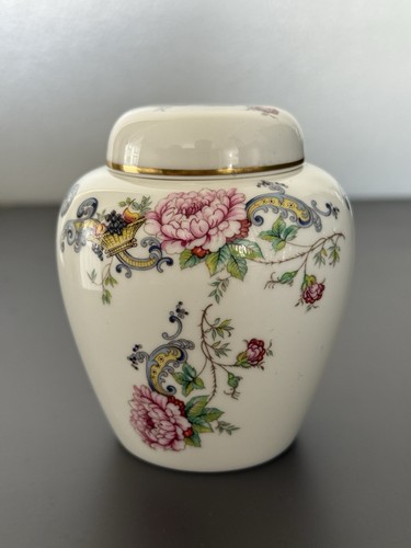 Crown staffordshire england - crown,