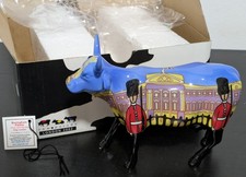 Cow parade bovingham palace - cow,