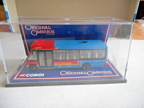 Corgi 44102 optare solo - solo, go