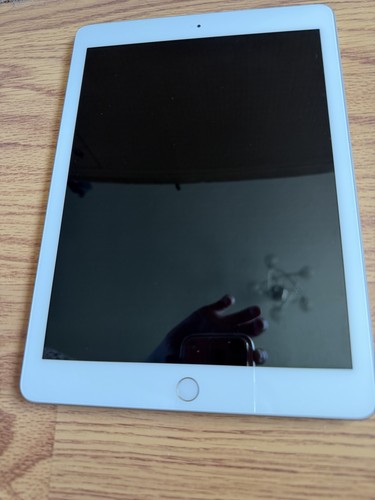 Apple ipad 6th generation - ipad,