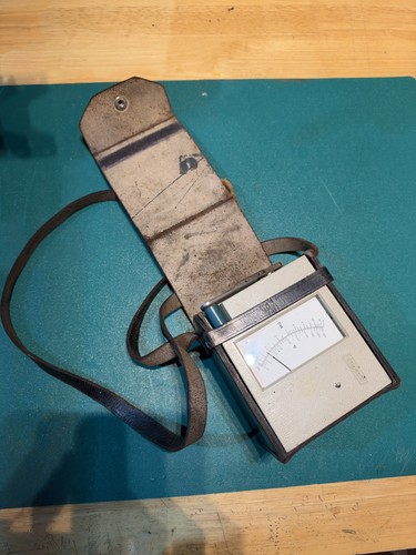 Vintage megger 500v hand - megger, crank