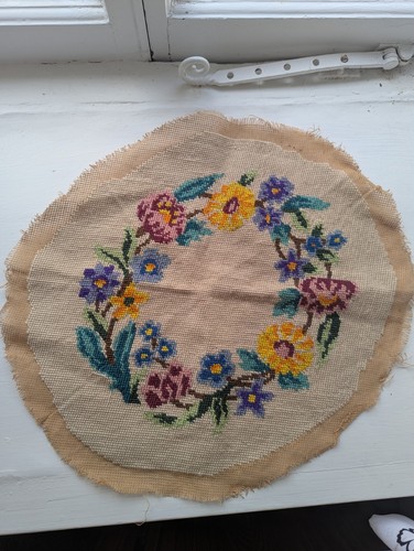 Vintage embroidery trammed - vintage,