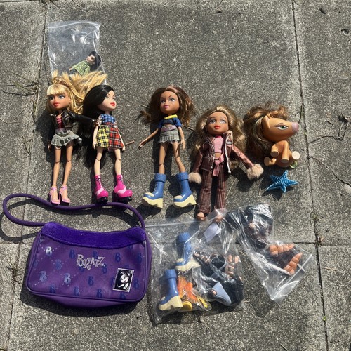 Bratz doll fashion bundle mga - fashion,