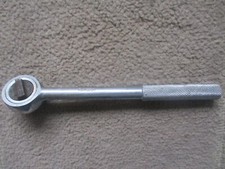 3/8" DRIVE RATCHET SOCKET DRIVER - REVERSIBLE - 3/8" SOCKETS - 200MM LONG DRIVER