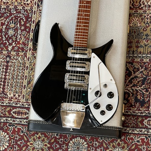 Rickenbacker 325v63 jetglo - rickenbacker,