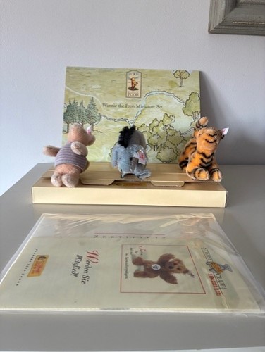 Winnie the pooh - winnie,