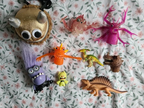 Toy monsters dinosaurs figues - dinosaurs,