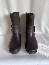 UGG Womens Size 8 Simmens