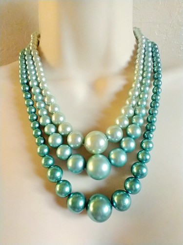 Vintage tier - vintage, (1950's-1960's)