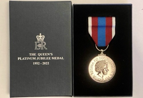 Original 2022 queen - original,