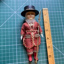 Vintage English Beefeater Doll traditional staff costume 6” Sleepy Eyes TLC
